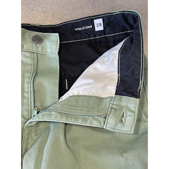 Volcom Green Chino Shorts Women’s Size 28 Skater Vibe Outdoors Summer Wear - Picture 10 of 12